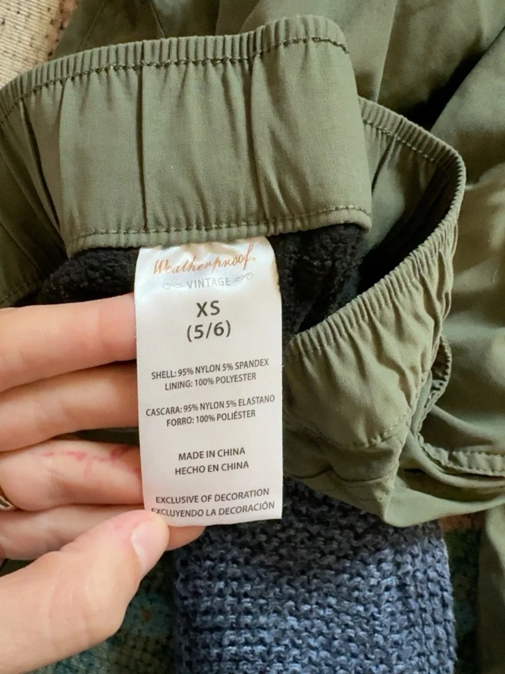 Weatherproof lightweight olive